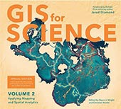 Couverture beige du livre GIS for Science montrant une masse terrestre turquoise