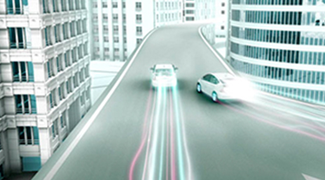 Visualisation 3D d'une scène de course automibile en ville.