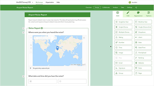 Interface bureautique ArcGIS Survey123 affichant un formulaire avec une carte et un volet de menu à droite, recouverte par un bouton de lecture