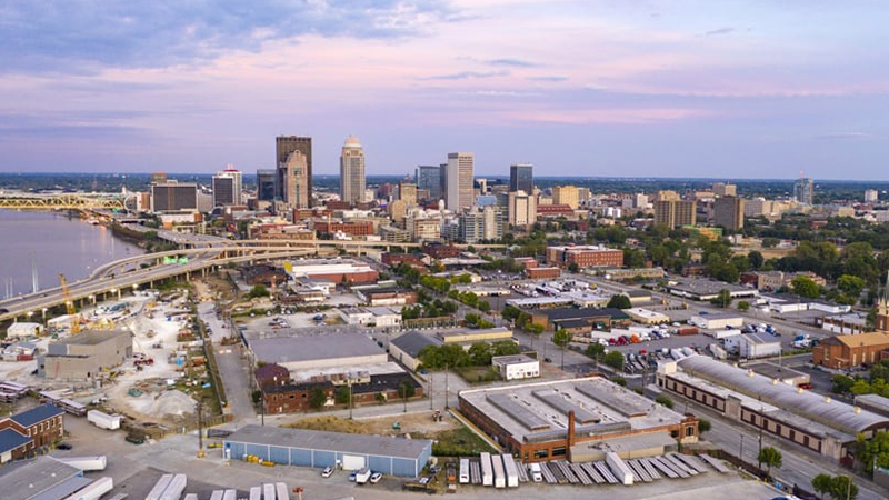 Ligne d’horizon de Louisville, Kentucky et de ses environs 