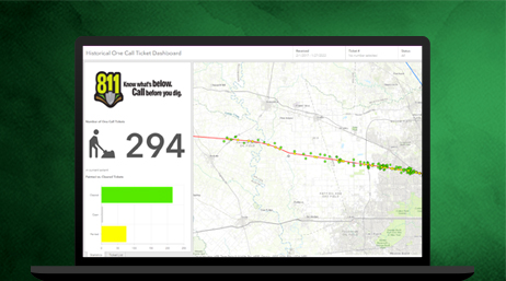Ordinateur portable affichant ArcGIS for Dashboards