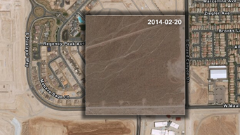 Image satellite d’un terrain destiné à une potentielle construction de logements dans les tons marron et beige, entouré de rues résidentielles.
