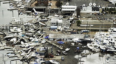 Docks, bateaux et structures détruits par l’ouragan Sandy sur la côte de Philadelphie