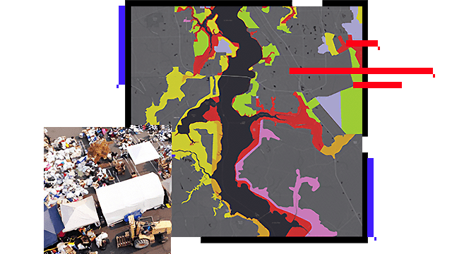 Carte d’évaluation des dégâts avec une section sombre au milieu et vue aérienne de tentes et de sacs de ressources